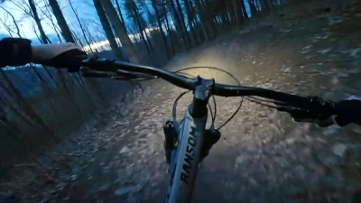 KKKas - Wczorajsza wieczorna jazda.

#mtb #enduromtb