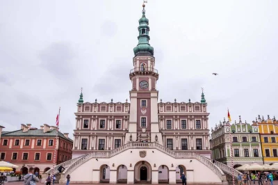 xamoxx - @czlowiekbutelka Rynek Wielki w Zamościu