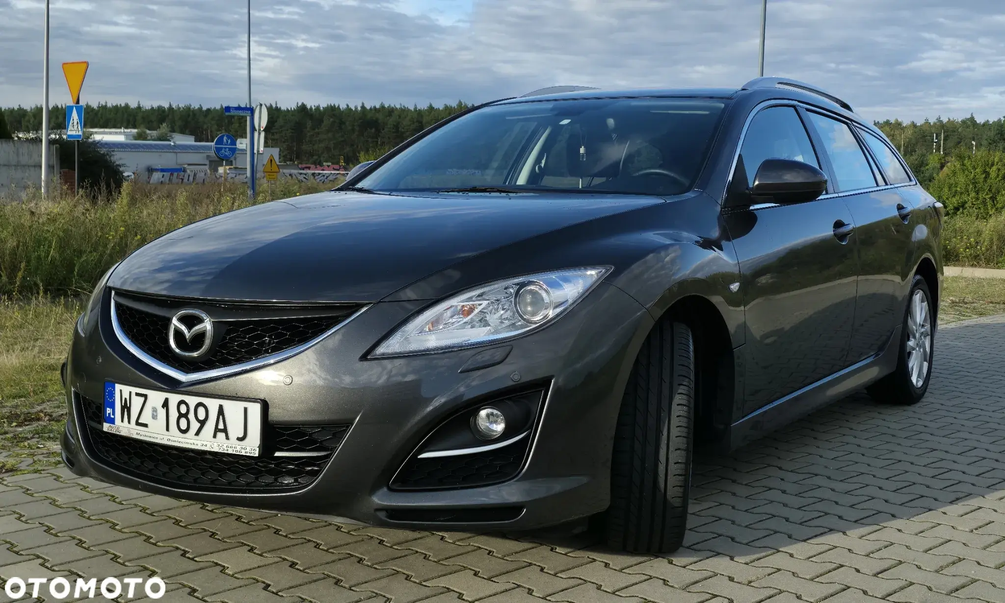 Mokotowski - @l3gend Mazda 6, fajne auto które gnije od patrzenia.