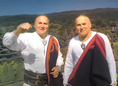 Tippler - Czy ja wciąż śnię?! Ciągle za mną chodzą i mnie obserwują