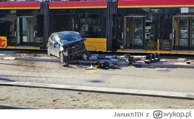 JanushTDI - Kierowców na Wilanowie zaskoczyły tramwaje.
#warszawa