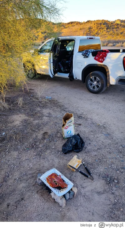 bletoja - #usa 
#podroze 
#podrozujzwykopem 
#wakacje 
Dziś ponownie spanie na pace t...