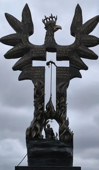 dowujawafla - #ukraina #wolyn #polska 

Jeszcze w sprawie głośnego pomnika rzezi woly...
