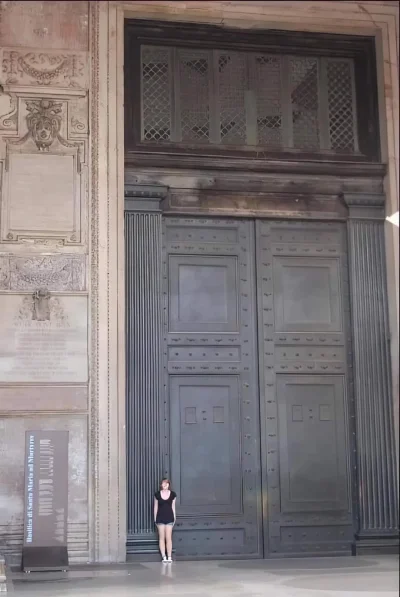 pogop - This door is one of the oldest in the world located in the Pantheon in Rome, ...