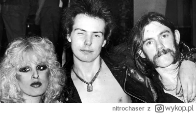 nitrochaser - @NicolasLatifi: seksowny pistolet tu tego