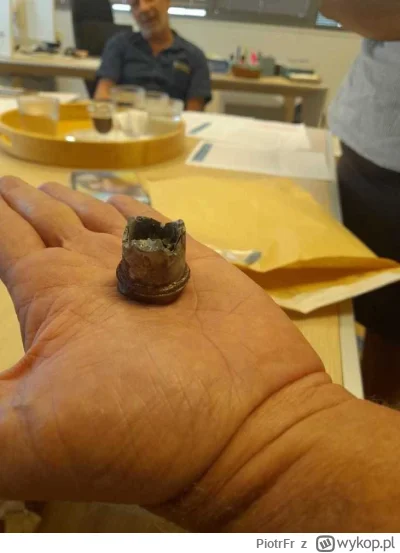 PiotrFr - Jadąc autostradą zauważyłem na tablicy świetlnej nietypową informację 
 Pod...