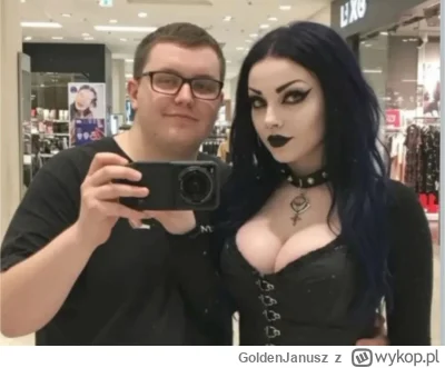 GoldenJanusz - takie tam z ciocią 
#przegryw #wychodzimyzprzegrywu