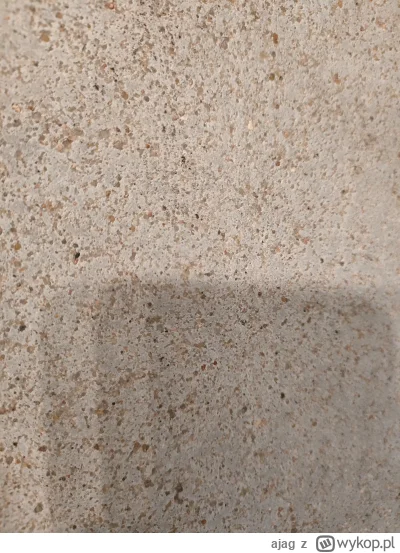 ajag - Odsłoniłem ścianę przy oknie w kuchni ponieważ z powodu prawdopodobnie niespra...