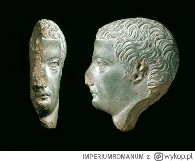 IMPERIUMROMANUM - Portret Tyberiusza na naczyniu ofiarnym

Portret cesarza rzymskiego...