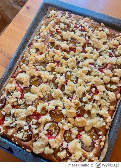 marek-miko - #gotujzwykopem  #bojowkapiekarska 
Upiekłem kołocz ze śliwkami, częstujc...