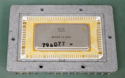 dktr - W tym komputerze sieci sobie procesor HP 5061-3001 który HP wyprodukował w 197...