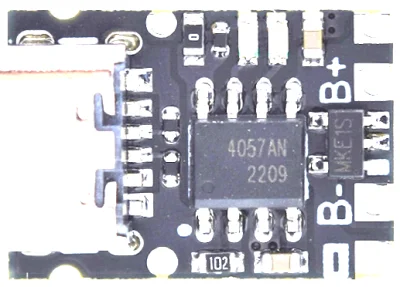 jacku - Na module ładowarki oprócz głównego układu TP4057 jest też mniejszy: MKE1S - ...