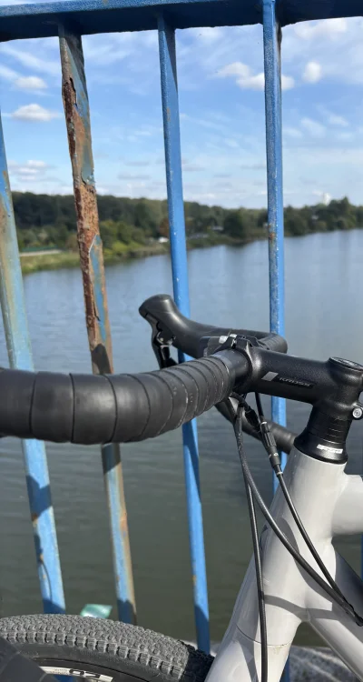 FHA96 - 329 595 + 51 = 329 646

#rowerowyrownik #rower

Skrypt | Statystyki