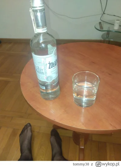 tommy30 - @tommy30 idzie sie tylko nachlac czytajac wasze komentarze ;(