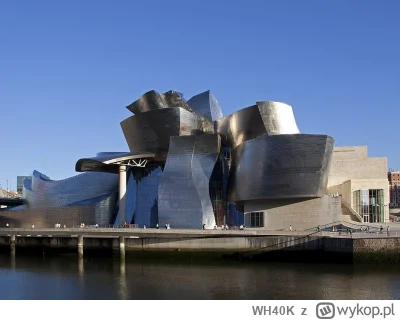 WH40K - Na 100% wykopki by się spinały że ten gmach poniżej (jakby powstał w Polsce) ...