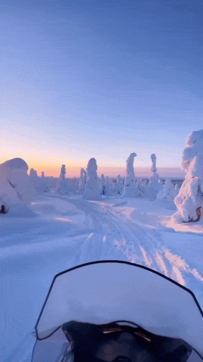 Uuroboros - kanadyjski krajobraz we finlandi