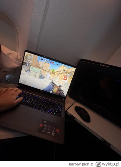karol91plch - Jak ktos jest ciekawy xd 
To da radę pograć w cs 2 w samolocie zDXD 
Tr...