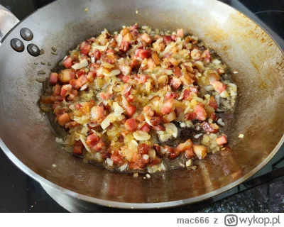 mac666 - @Hambercios: wpadaj zaraz będzie obiad

@Kj5s6f2dk7s54o @dzieju41: z cebulką...