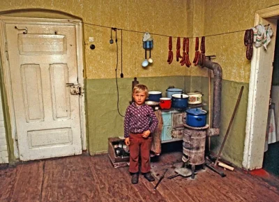 skrogg - Schludnie choć nasrane można rzec, ale widać że żreć co mieli i ciepło też.