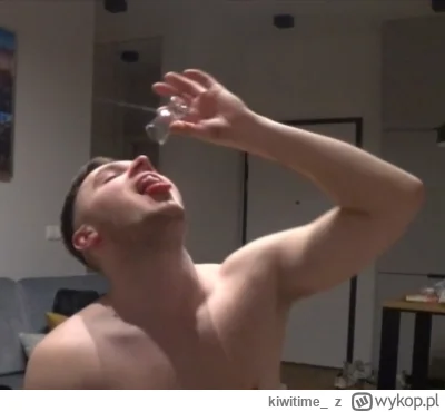 kiwitime_ - #ajemge1 #freeajemge

Dobra kurde żarty się skończyły, oddawać wtyklaka