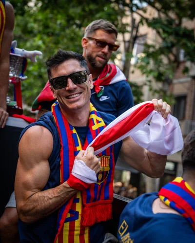 michal-panicz - POLISH POWER ᕙ(⇀‸↼‶)ᕗ
#mecz #pilkanozna #fcbarcelona #lewandowski