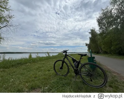 HajducekHajduk - chlop wzial i pojechal na rower. godzina 11 w tygodniu cisza spokoj ...