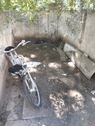 J.....e - @Viscop:

jakbym trollował, to ja nie spałbym tu, ja nie pije