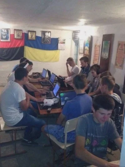 aa-aa - niezależni eksperci z portalu wykop.pl z tagu #ukraina tłumaczący bieżącą syt...