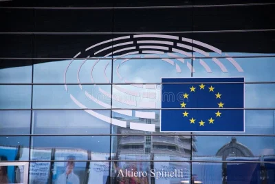 Darko69 - @Szczek_Achada: Wystarczy zobaczyć nazwisko nad wejściem do euro parlamentu...