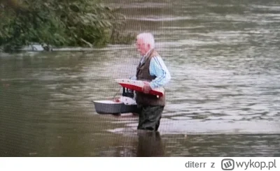diterr - "Co tam powódź! Drugi raz taka okazja może się nie trafić! Czas popuszczać ł...
