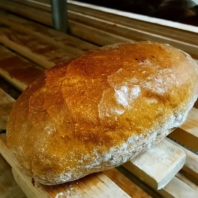 mickpl - Kupiłem chleb baltonowski, krótka recenzja. 

Jest bardzo dobry, to normalny...