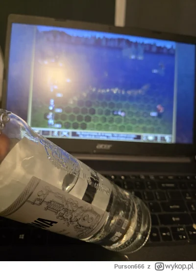 Purson666 - #przegryw #samotność #pcmasterrace #alkoholizm
Piję wódę gram w hirolsy n...