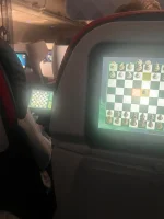 Polasz - Lecę samolotem i sparowało mnie w szachach z gościem przede mną, a on nie wi...