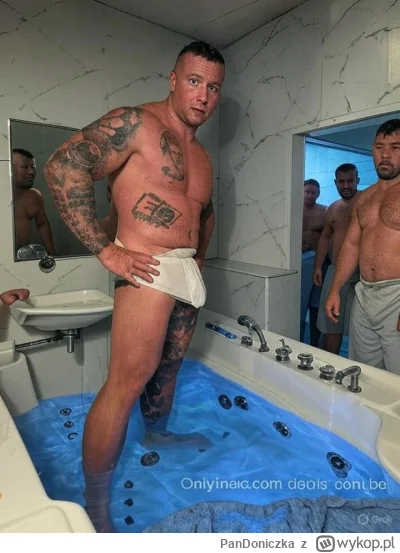 PanDoniczka - Tymczasem w więziennej łaźni ustawia się kolejka do Denisa ( ͡° ͜ʖ ͡°)
...