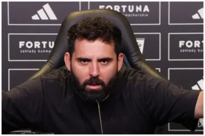 JanuszKarierowicz - Dawać go, dla fabuły

Godzi wszystkich - tych, którzy chcą Polaka...