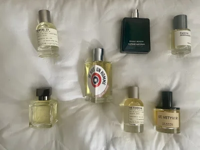 hmmmmmmv2 - Coś ktoś z tej listy? #perfumy

Wszystko prawie pelne oprocz Vetiver 46 i...