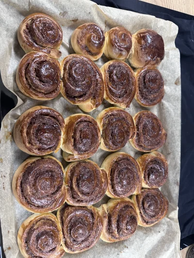 Inozythol - Cynamonki zrobiłem. Jeszcze krem został do położenia.
Oczywiście sam tego...