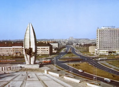 pawelo997 - Koniec batalii o Pomnik Walk Rewolucyjnych 
w Rzeszowie. 

https://rzeszo...