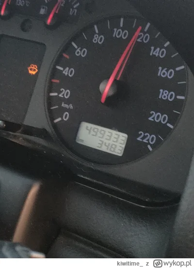 kiwitime_ - Niedługo passat będzie miał już pół miliona na liczniku, to można sprzeda...