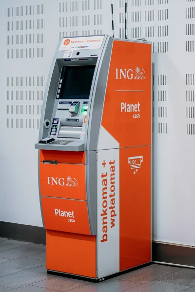 Asceus - >W bankomacie #ing wyciągam blikiem 800 zł - brak prowizji 

@wykops2: Wypła...