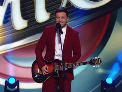 RedBulik - Działka z Tomahawkami,
Za granicę loty dronami,
Krematoria całe wypchane 
...