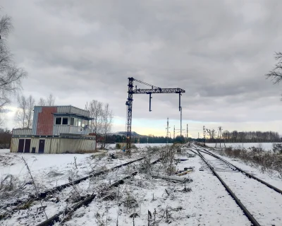 sylwke3100 - Nieczynny posterunek odgałęźny Suszec Rudziczka (SR).

Mieści się na lin...