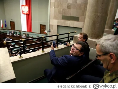 eleganckichlopak - eh szkoda, że KWW Stonoga nie startowało w wyborach. Tylko Zbysia ...