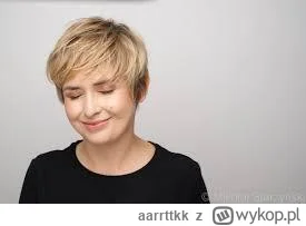 aarrttkk - Świetna dziennikarka i publicystka. Znakomita popularyzatora nauki. Ciekaw...