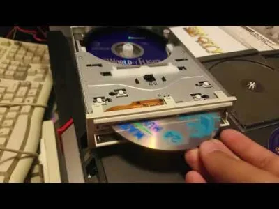 aegypius - @Songbird: to nie jest nagrywarka tylko serwer sieciowy napędów optycznych...