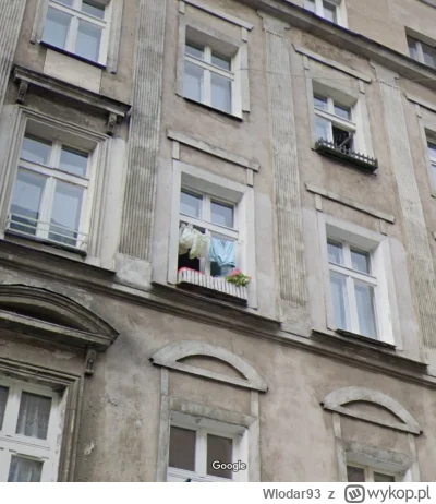 Wlodar93 - @Beszczebelny: szczyny wiszą na oknie xD