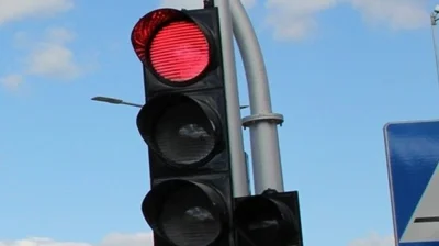 mleko23 - za kazdym razem jak widze to czerwone g---o to aż muszę zatrzymać samochód ...