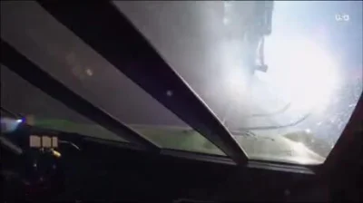 HardWax - Widok z wnętrza samochodu.