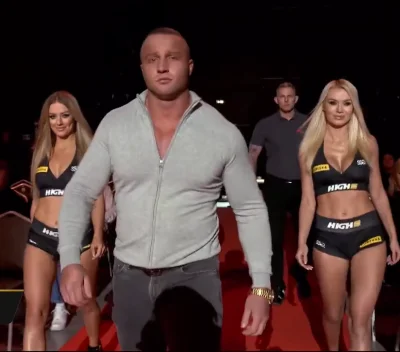 bizzi0801 - Jak Załęcki pojawił się we freakach to miał tak d------ą aurę, że nawet p...