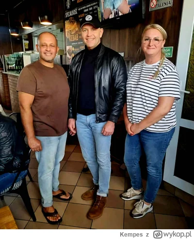 Kempes - #polityka #heheszki #bekazpisu #bekazlewactwa 

Piękne zdjęcie... a nad głow...